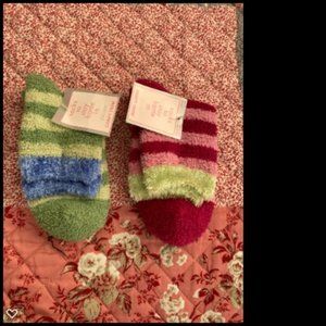 2 Pair-Fuzzy Socks